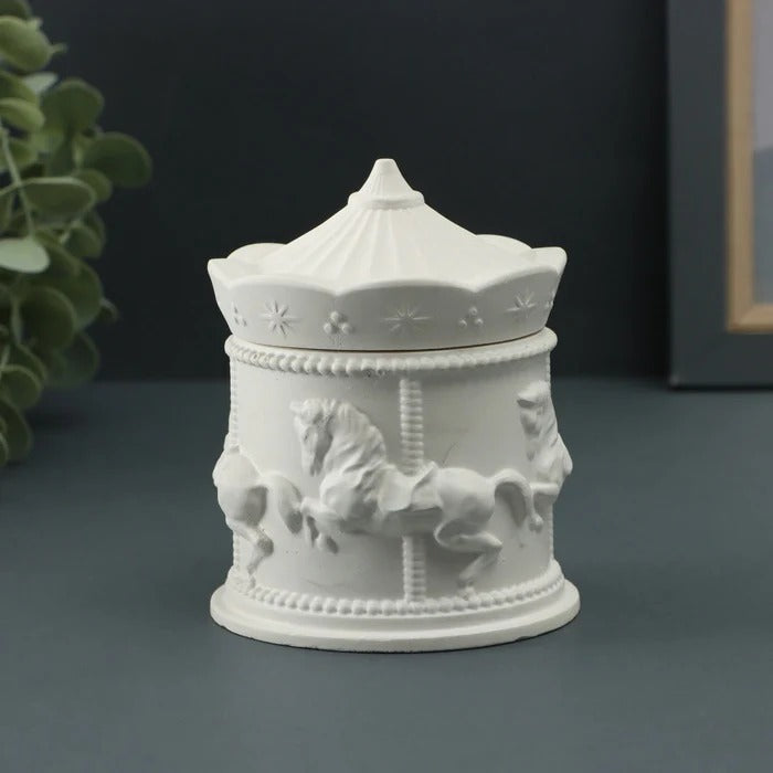 Regal Horse Feed Storage jar